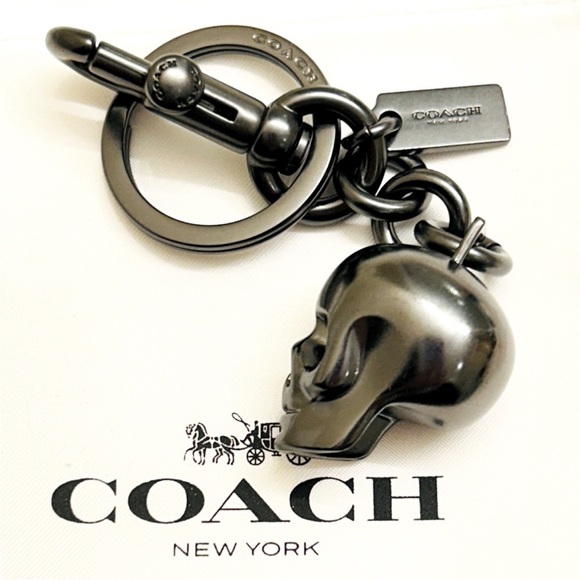 RARE Coach Skull Keychain/ Bag Charm - Picture 8 of 16